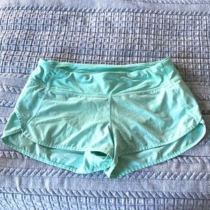 Lululemon womens speed up shorts. Size 8.